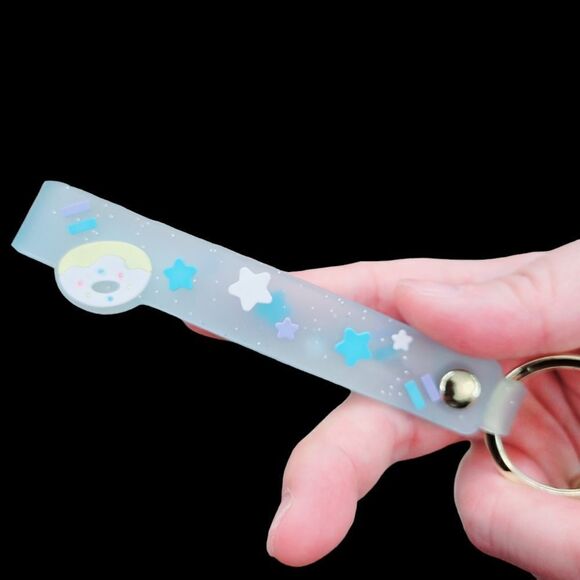 Brand New Sanrio Cinnamoroll Donut Keychain - Picture 5 of 6